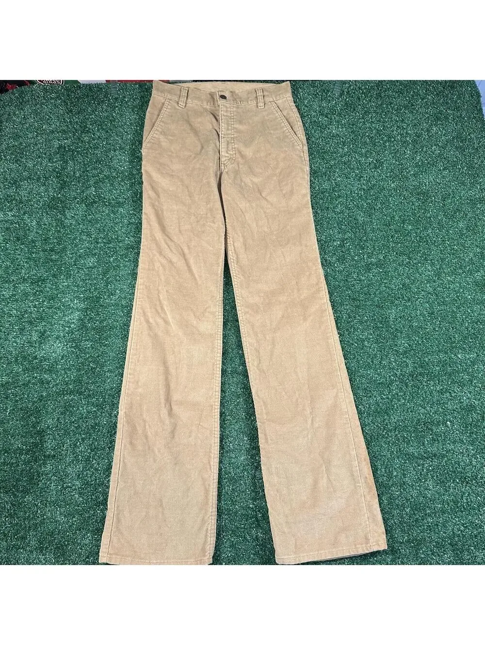 True Vintage 1970s Levi Tan corduroy pants with a relaxed fit size 30x34